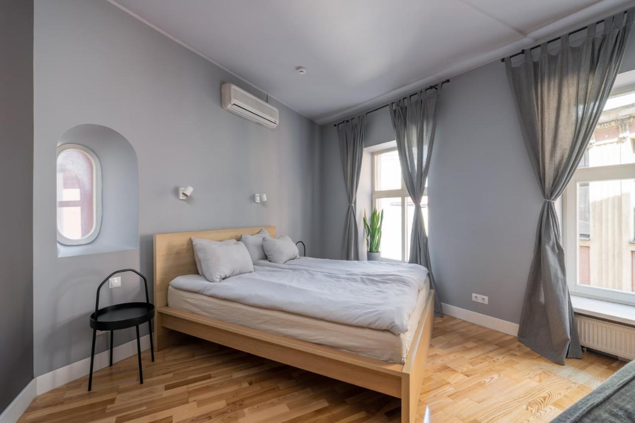 Romantic And Spacious Apartment In Riga Old Town Bagian luar foto